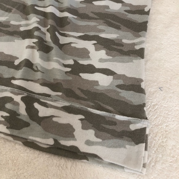 caslon camo sweatshirt military style - Picture 5 of 7